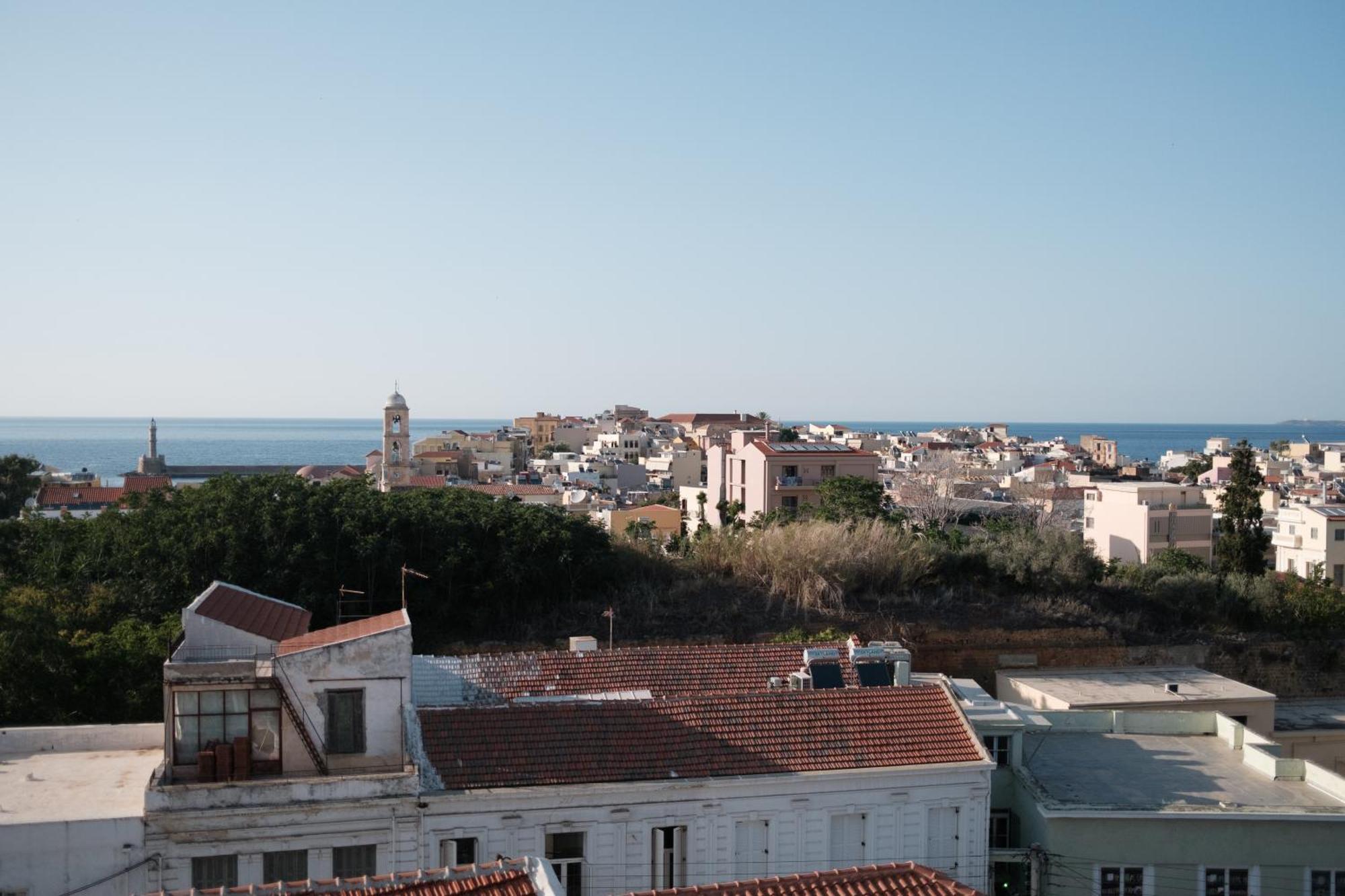 Sky-High 70Sqm Penthouse W. Stunning Views - 05 Lejlighed Chania  Eksteriør billede
