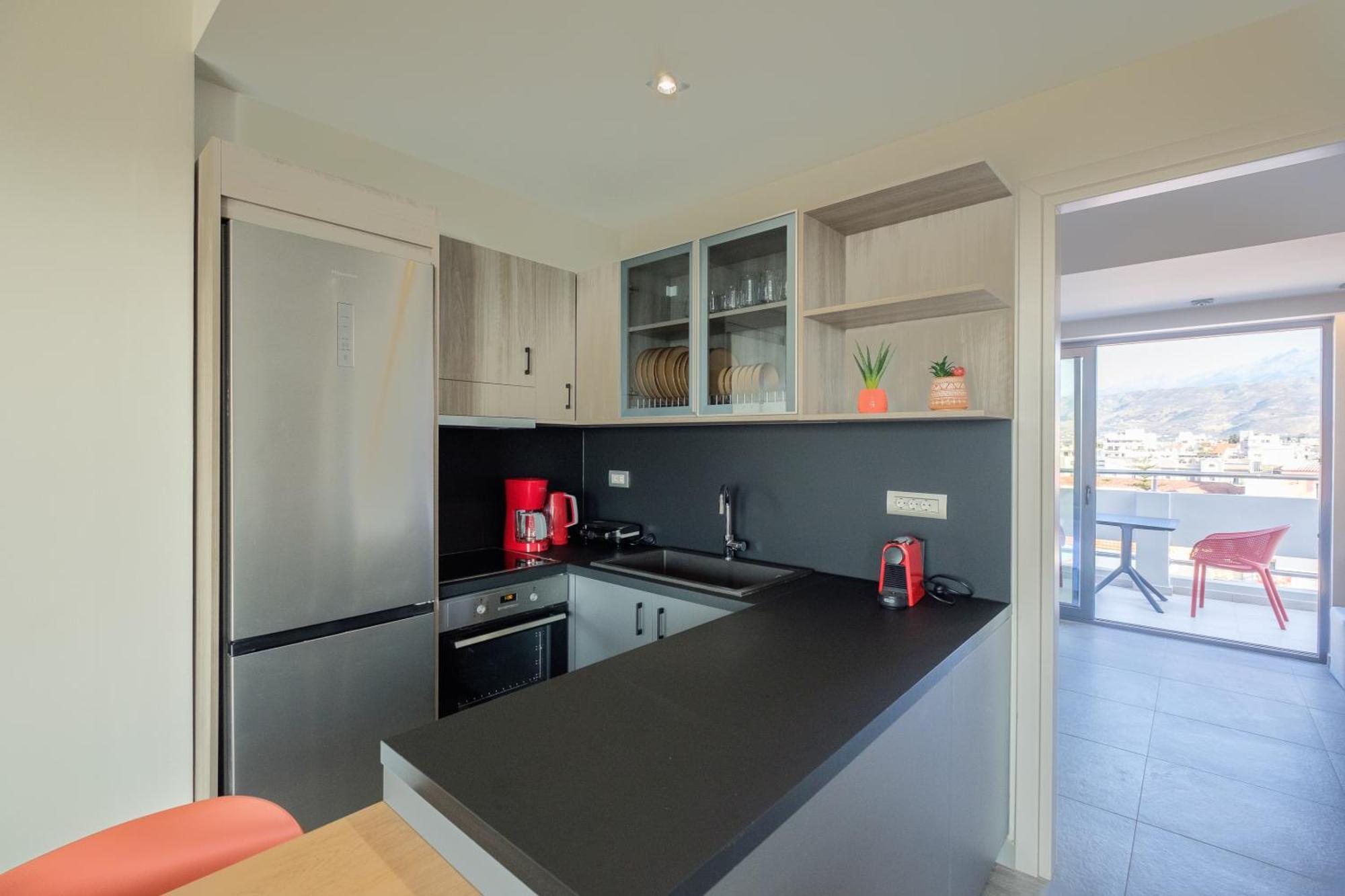 Sky-High 70Sqm Penthouse W. Stunning Views - 05 Lejlighed Chania  Eksteriør billede