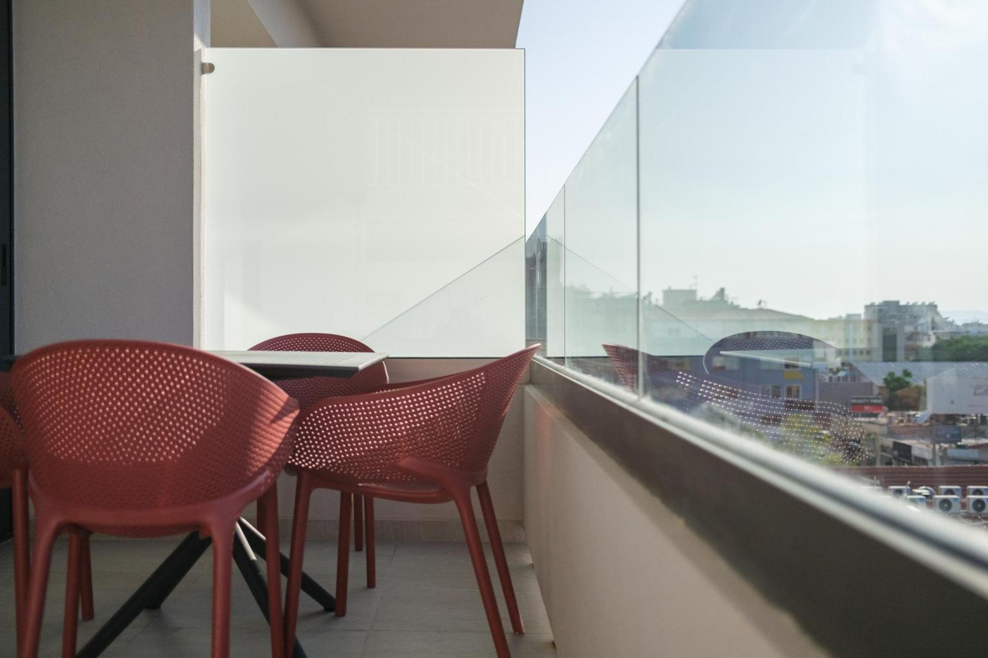 Sky-High 70Sqm Penthouse W. Stunning Views - 05 Lejlighed Chania  Eksteriør billede